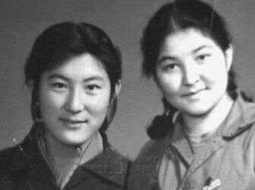 德德瑪之子馬克塔勒：心疼腦溢血偏癱的母親，像愛媽媽一樣愛繼父