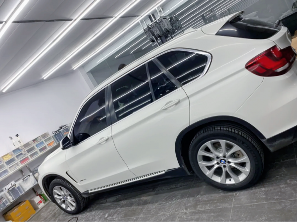 翻新“破爛不堪”的寶馬X5,車主硬是把X5當拖拉機開了7年 翻新“破爛不堪”的寶馬X5,車主硬是把X5當拖拉機開了7年