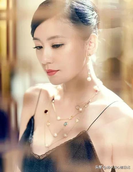 賈靜雯最新寫真集 賈靜雯最新寫真集