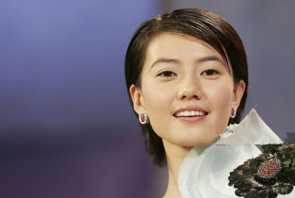 求子之路艱難的5位女星:穎兒大出血流掉雙胞胎,張庭9次人工受孕 求子之路艱難的5位女星:穎兒大出血流掉雙胞胎,張庭9次人工受孕