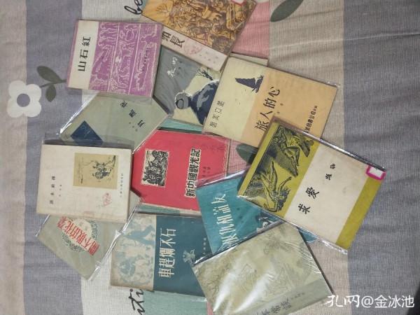 既然愛上收藏這一行，就永遠是買不完的東西，花不完的錢