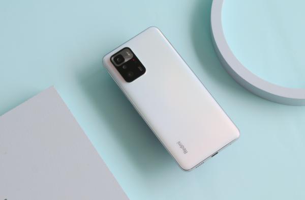 2021下半年手機怎麼選?八款最佳機型推薦,涵蓋各個類別 2021下半年手機怎麼選?八款最佳機型推薦,涵蓋各個類別