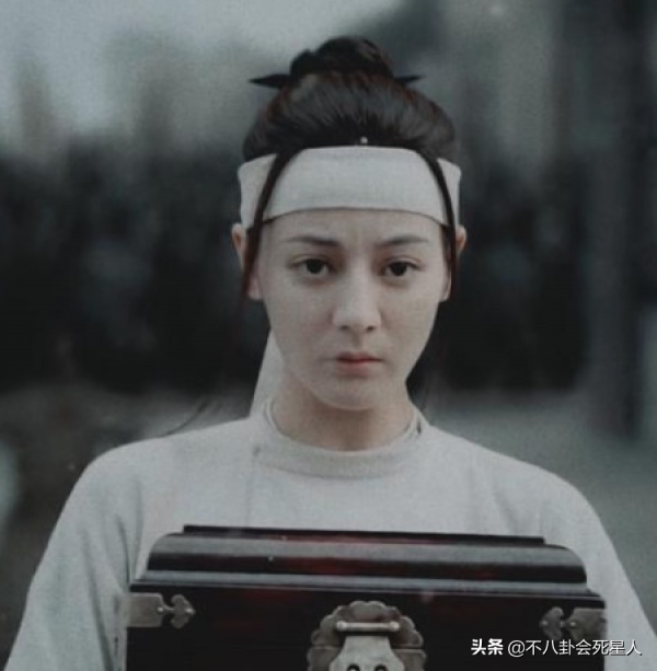 31位女星素顏名場面！浮腫油膩、憔悴老態，還暴露動臉痕跡