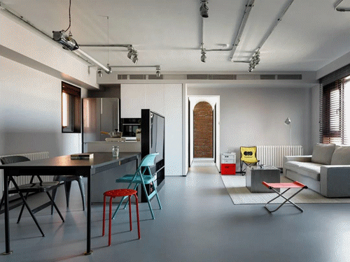 沒有父母的參與，她把123㎡家裝成了“工業風”：灑脫得讓人羨慕