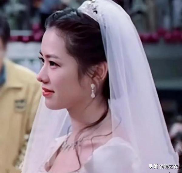 五官精緻楚楚動人，年輕時的孫藝珍太美了