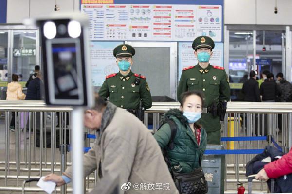 護航春運！武警官兵守護回家路