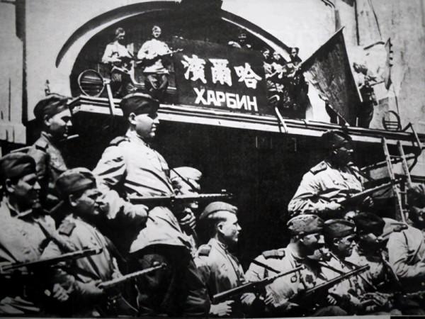 美國投擲原子彈以前曾發出警告,為何日本方面沒組織民眾撤離 美國投擲原子彈以前曾發出警告,為何日本方面沒組織民眾撤離