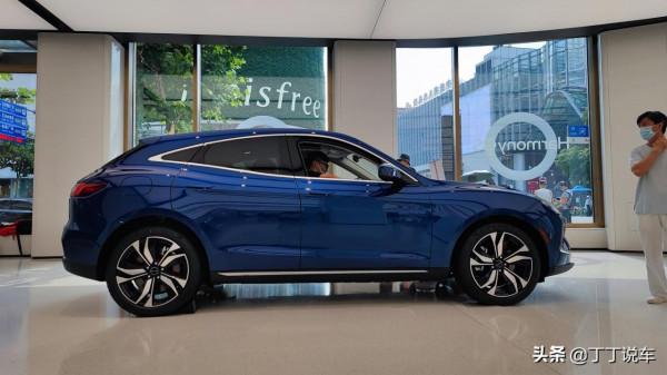 試駕賽力斯華為智選SF5：20多萬1000公里續航的“華為”值嗎？