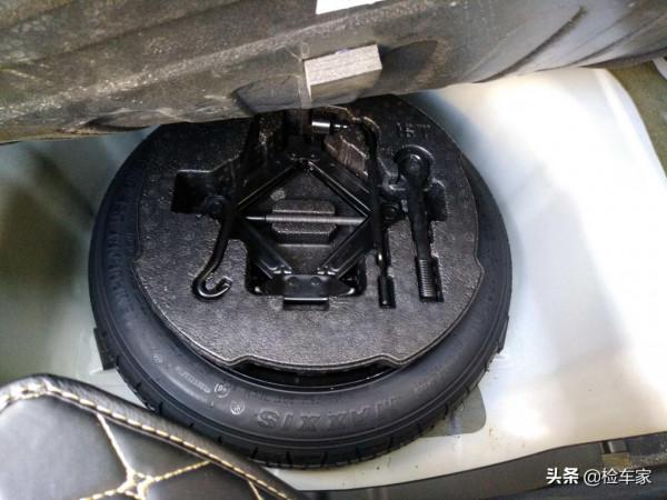 個人二手車就是划算，花8萬買輛兩年的名圖！網友：新車沒人買