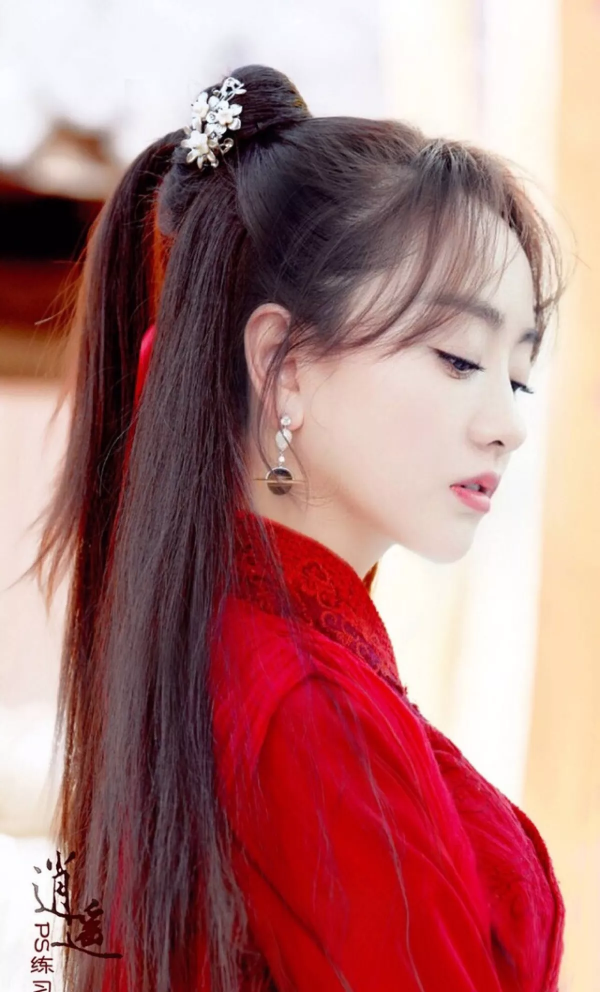 楊蓉：清純靚麗甜美高畫質寫真集（1）後幾張劇中美照