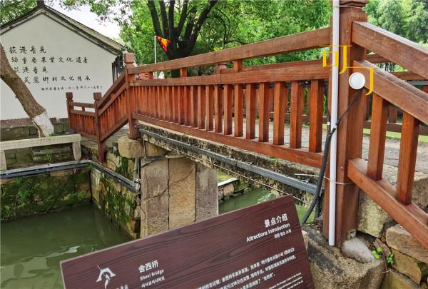 湖州荻港村的施家餛飩5元一碗,乾隆愛吃的鱔糊面,30元一碗 湖州荻港村的施家餛飩5元一碗,乾隆愛吃的鱔糊面,30元一碗