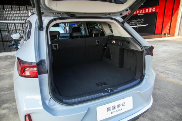 大空間之外的小樂趣 場地試駕星途凌雲