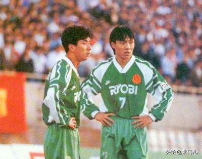 官宣！中超豪門新助教誕生！簽約53歲國足名宿，搭檔謝峰重返國安