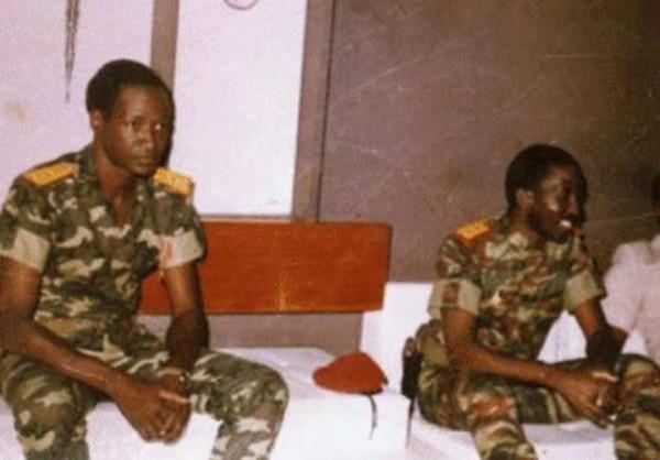 傘兵上尉政變上臺，立志為人民服務，深受百姓愛戴，卻被戰友殺害