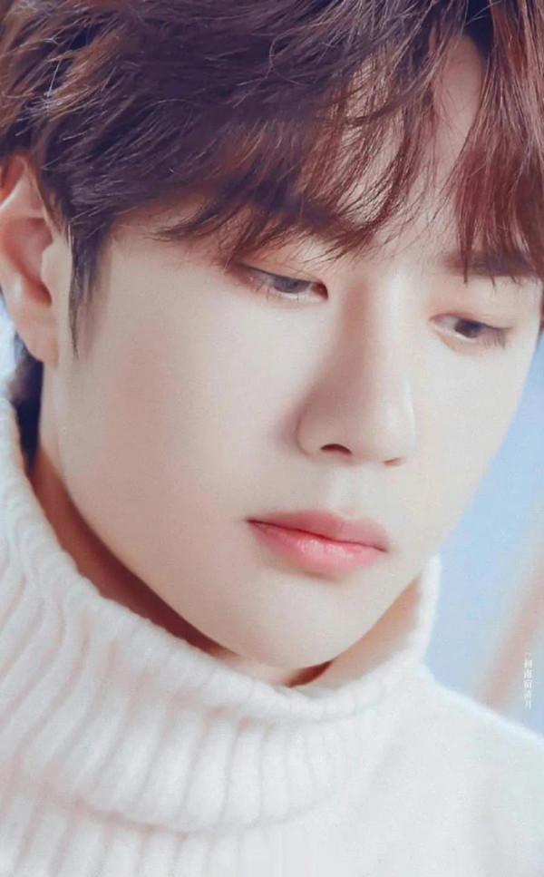 王一博《無感》現場版高畫質桌布