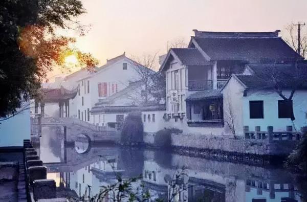 60歲前,一定要去的20個古鎮,既美又有煙火氣,你準備好了嗎? 60歲前,一定要去的20個古鎮,既美又有煙火氣,你準備好了嗎?