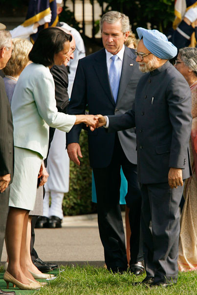 賴斯：卡扎菲的心中女神，小布什的紅顏知己，她憑的是什麼？