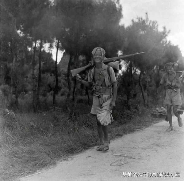 美械蔣軍看似精銳，實際破衣爛衫，老蔣：杜聿明，彈藥要省著用