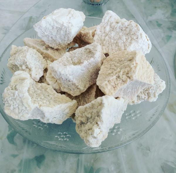 再酸也酸不過的新疆酸奶疙瘩到底有多酸呢？