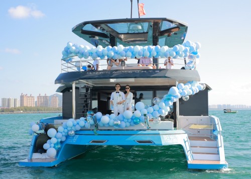 聚 悅 航 海 聚大海之情懷 悅人生之意境 聚 悅 航 海 聚大海之情懷 悅人生之意境