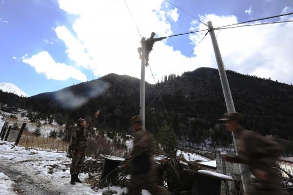 「新春走基層」青春堅守&CenterDot;沿著317，踏雪保通築忠誠