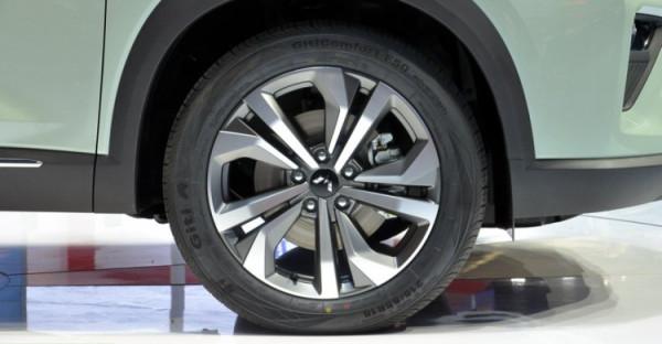 五菱“新爆款”上市,頂配不到十萬,買哪款最划算? 五菱“新爆款”上市,頂配不到十萬,買哪款最划算?