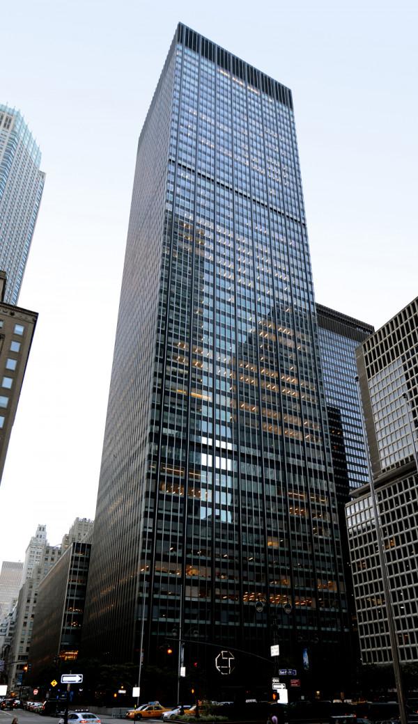 中美兩大銀行—招商與摩根大通各自在建的全球總部，誰更驚豔？