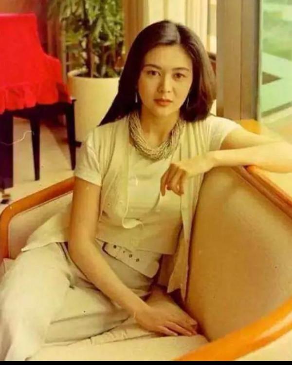 曾經的十三姨美到了巔峰