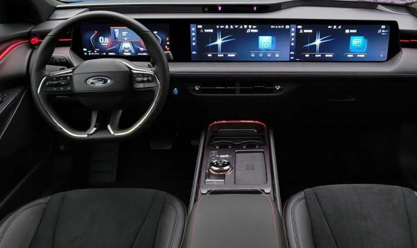 軟體定義汽車，傳統車企轉型的一次全球“統考”｜年終專稿