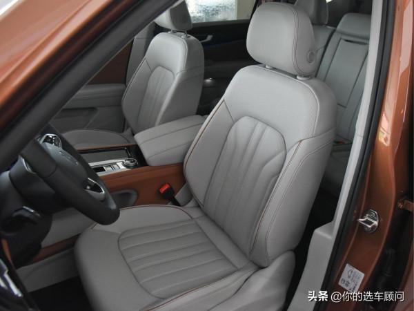 油耗8.5L 五米多的7座SUV大塊頭,便宜還是合資,實拍途昂 油耗8.5L 五米多的7座SUV大塊頭,便宜還是合資,實拍途昂