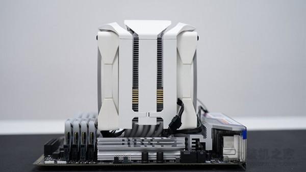 男人的浪漫，高達定製電腦主機DIY分享