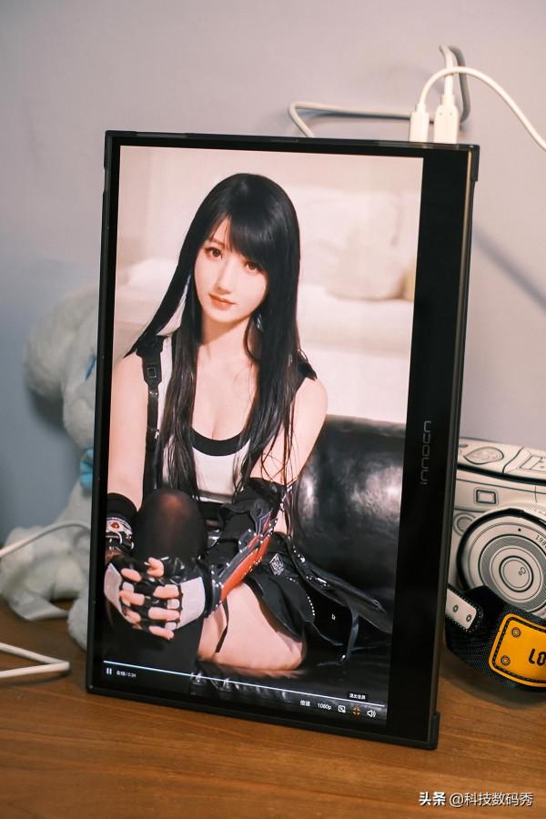 不知道便攜顯示屏有什麼用？拿到聯合創新INNOCN 15Q1F後我舒服了