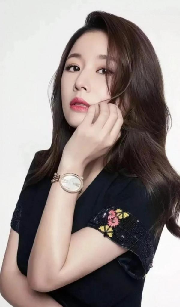 小時候的女神（林心如）