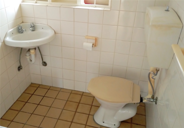 男生獨居28㎡迷你公寓，空間雖然不大，但顏值和功能真沒得挑