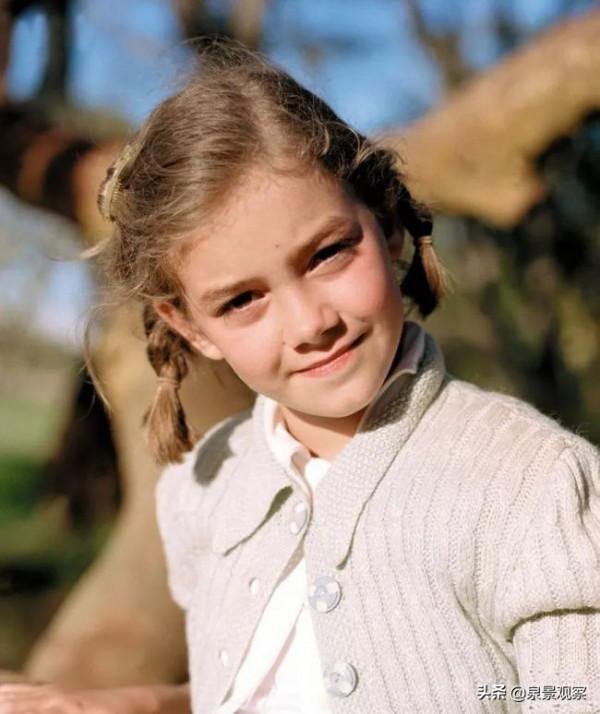 當年擊敗《英雄》,拿下奧斯卡最佳外語片的是這部肯亞拍的電影 當年擊敗《英雄》,拿下奧斯卡最佳外語片的是這部肯亞拍的電影