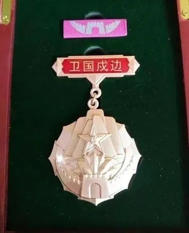 氣突蘇！解放軍新設&OpenCurlyDoubleQuote;紅旗、紅星勳章&rdquo;！一切面向戰場？