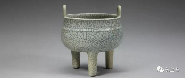 宋-元青白釉三足爐 宋-元青白釉三足爐