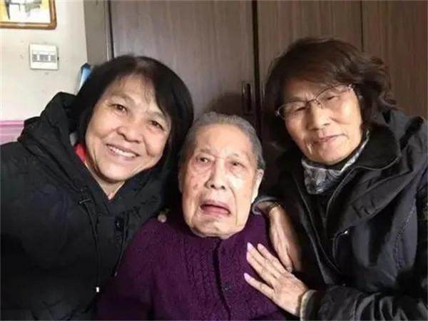 “雷鋒的學生”陳雅娟,因為雷鋒入伍參軍,後來過得怎麼樣? “雷鋒的學生”陳雅娟,因為雷鋒入伍參軍,後來過得怎麼樣?