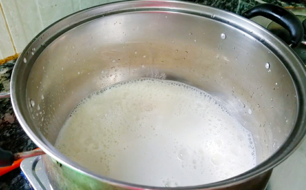 天冷了,想吃豆腐不用買,1把黃豆1杯醋,教你在家做,鮮嫩又好吃 天冷了,想吃豆腐不用買,1把黃豆1杯醋,教你在家做,鮮嫩又好吃