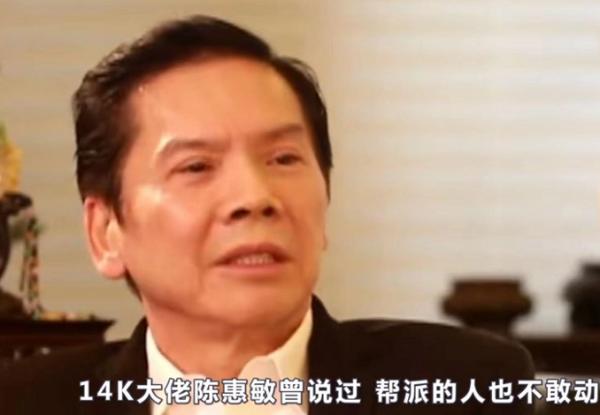 47年前，李小龍慘死在丁佩的床上，背後的原因不止猝死那麼簡單