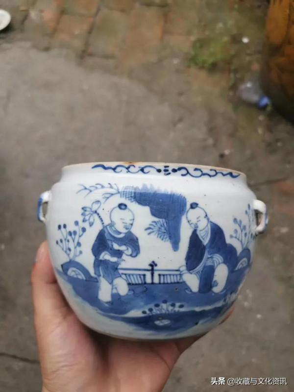 清代青花嬰戲四系缸鑑賞