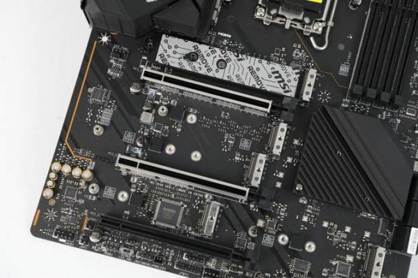 效能飛躍 制霸遊戲 Intel酷睿12代桌面處理器首發評測