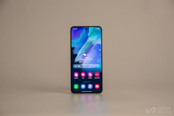 三星Galaxy S21 FE 5G評測：資料只是參考，讓體驗說“真話”