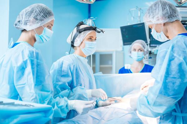 耳內鏡中耳炎微創手術想做局麻，找耳鼻喉鄭立崗醫生