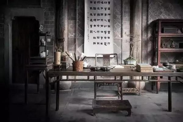 文房裡讀萬卷書，方寸間行萬里路