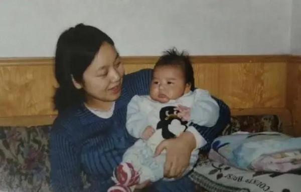 女人40一枝花，3位人到中年才爆紅的女星，越老越有韻味…