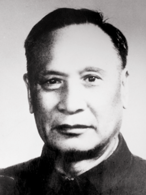 蔣介石回電報：情有可原，罪無可逭，盧漢一字未改卻讓手諭成廢紙