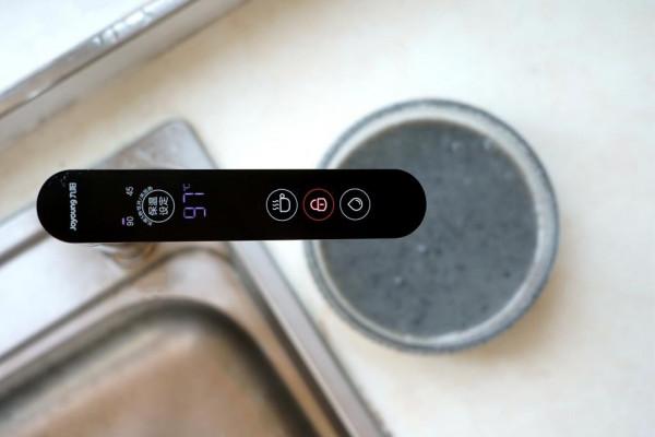 高性價比、航天品質,央視推薦,九陽熱小淨淨水器體驗 高性價比、航天品質,央視推薦,九陽熱小淨淨水器體驗