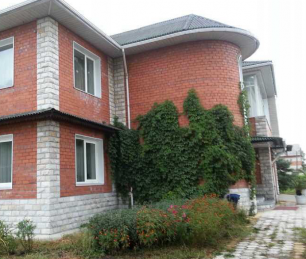 48歲東北女子,19歲闖蕩俄羅斯,身懷鉅款住別墅,現在卻只想回國 48歲東北女子,19歲闖蕩俄羅斯,身懷鉅款住別墅,現在卻只想回國