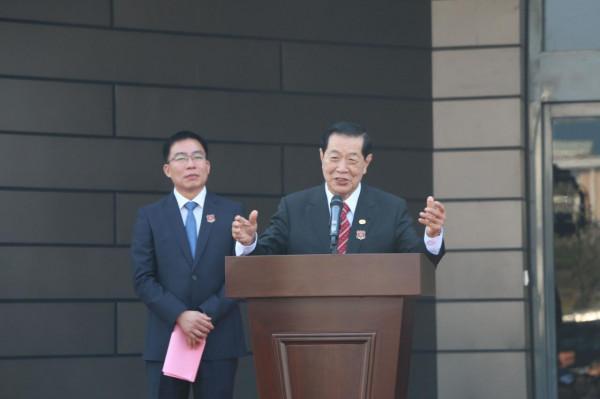 美國當代“福爾摩斯”李昌鈺，細節“怪物”，偵破震驚全美姦殺案